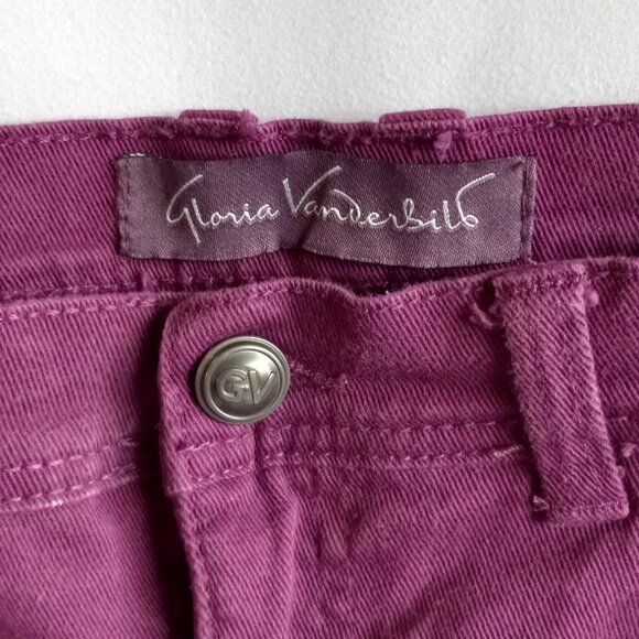 Burgandy Amanda Capri Jeans by Gloria Vanderbilt - Picture 3 of 8